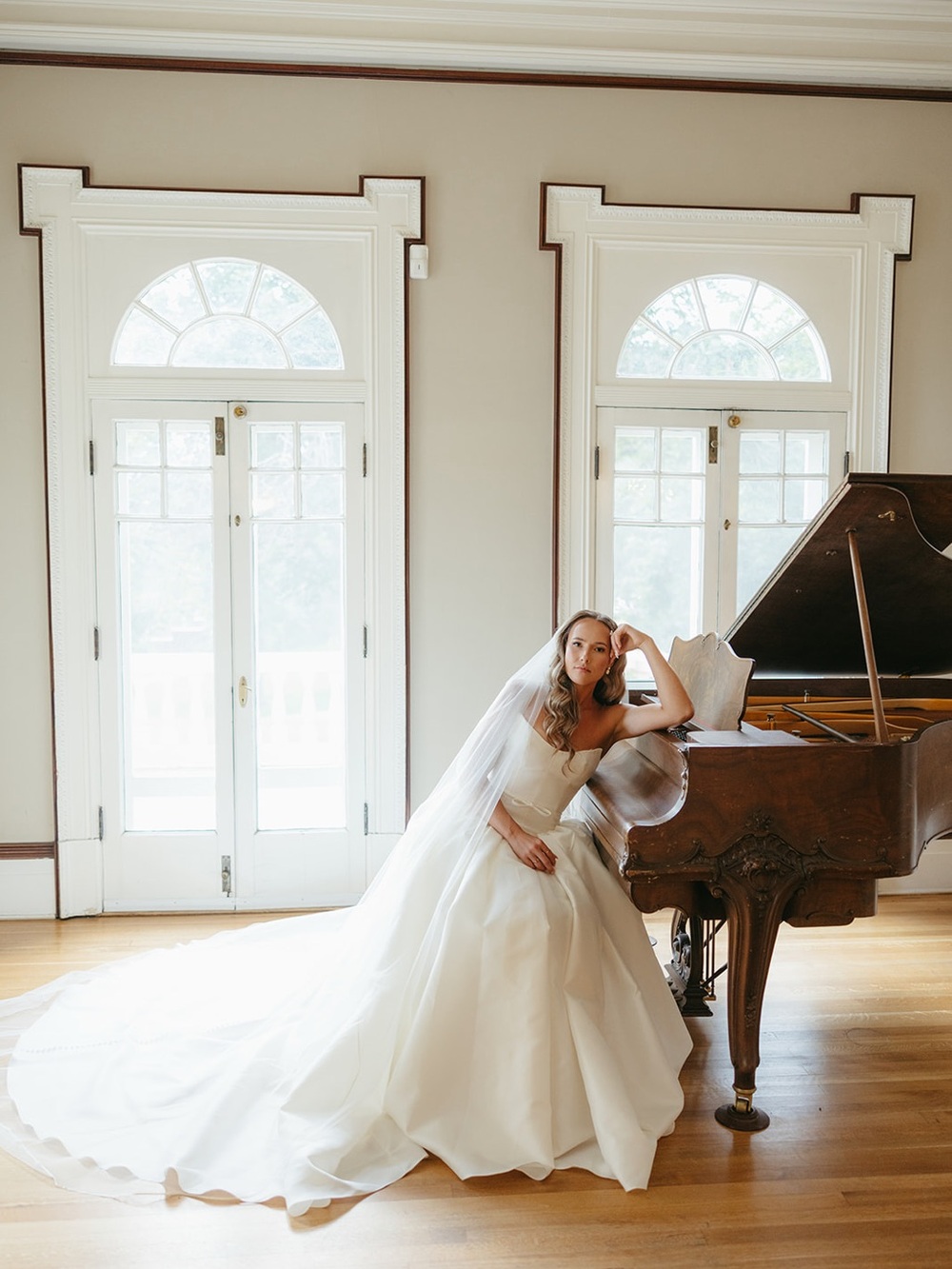 105” princess veil - Picture 5 of 8